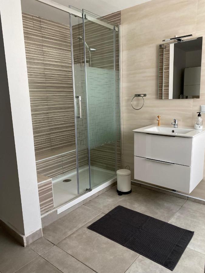 Centre Apartment Near Plaza De Toros Alicante Luaran gambar
